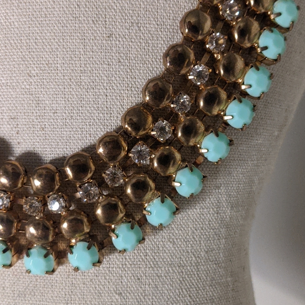 Statement Necklace - Picture 2 of 3
